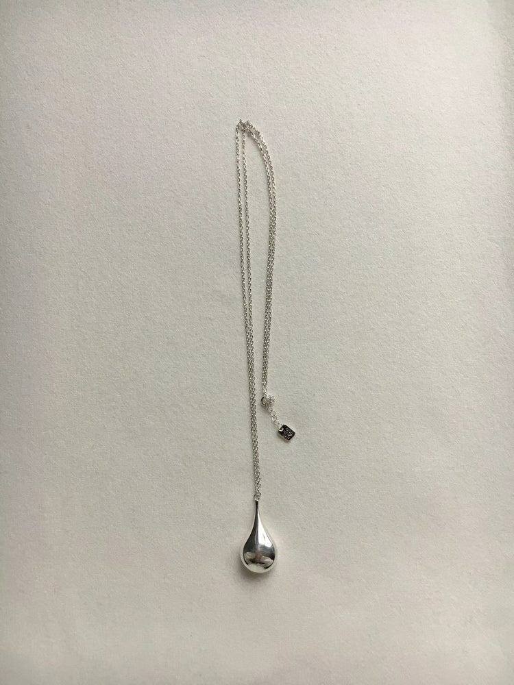 水滴造型銀長項鏈