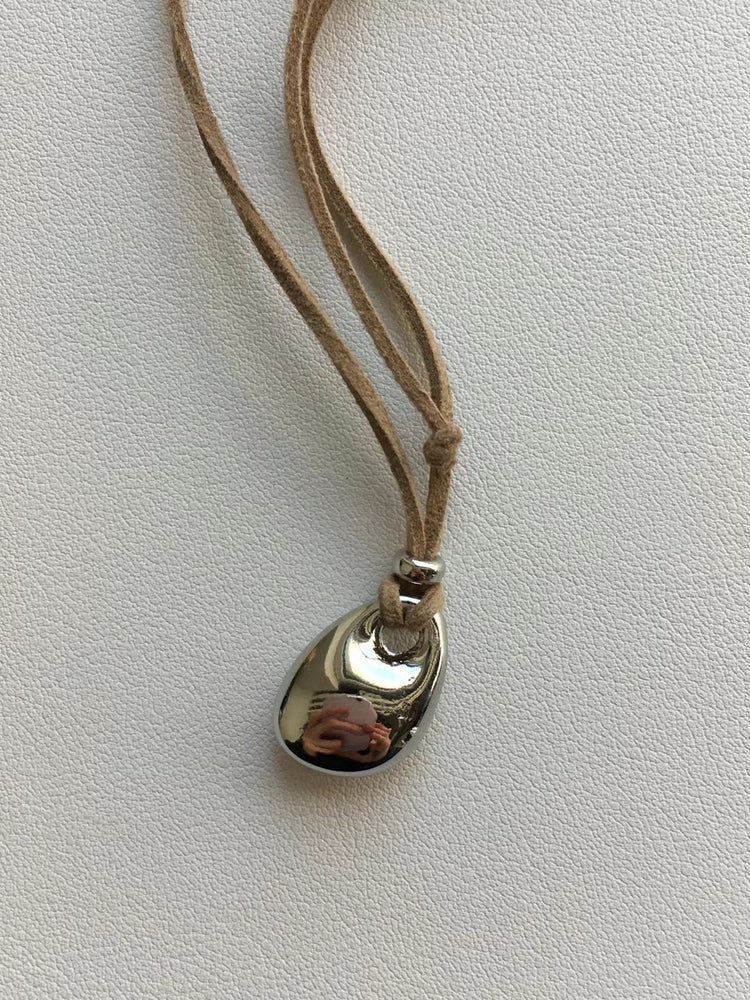 金屬圓弧形細節長項鏈