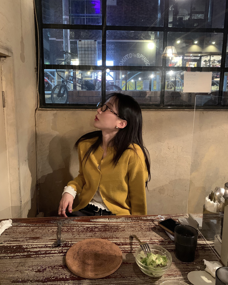 美色排鈕修腰針織衫