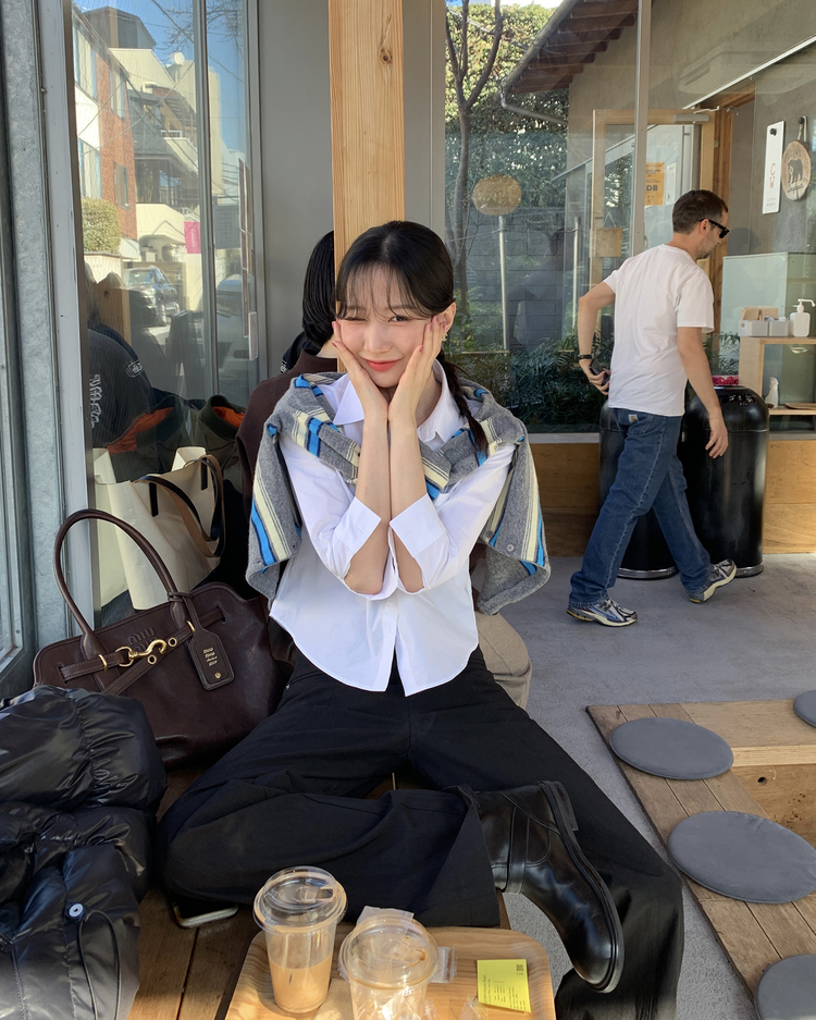 百搭修身七分袖襯衫