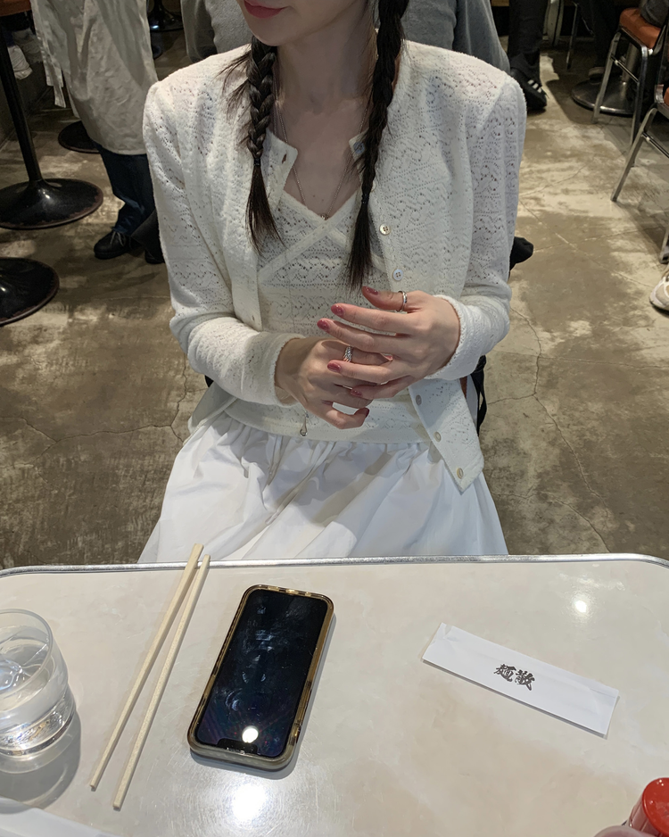 蕾絲縷空花紋細節背心