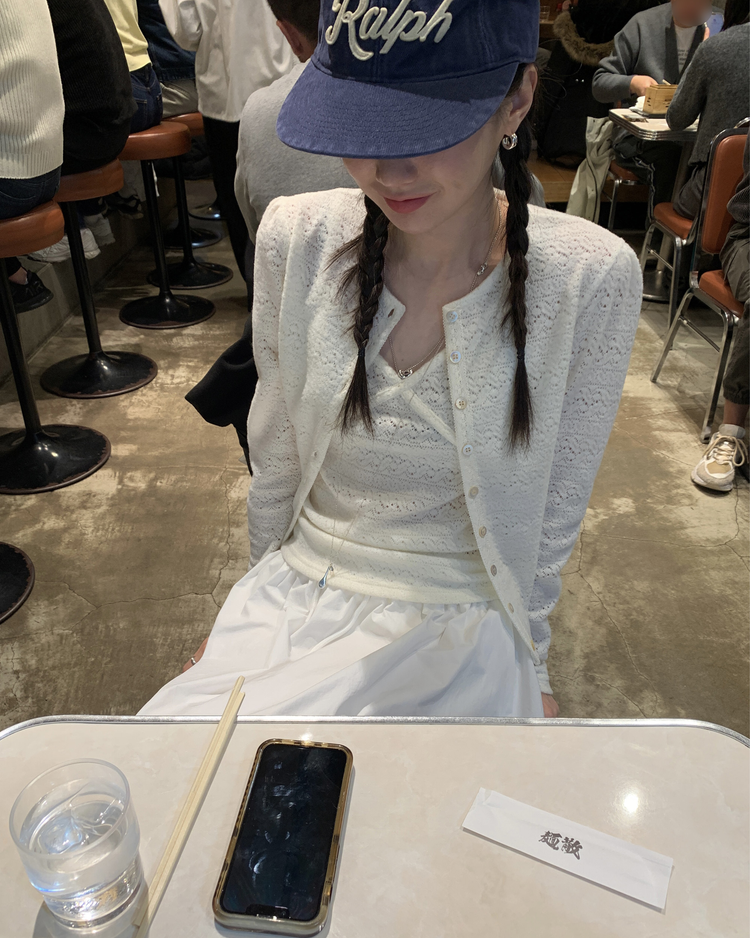 蕾絲縷空花紋細節背心