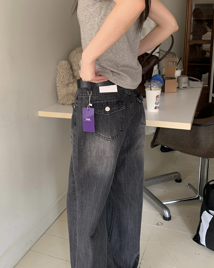 美刷色口袋細節長腿牛仔褲