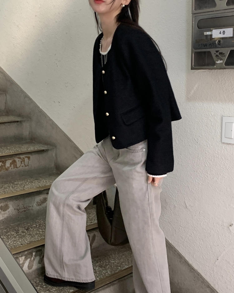 美刷色口袋細節長腿牛仔褲