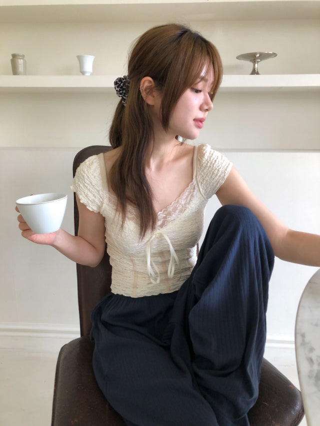 皺皺蕾絲邊細節綁帶上衣