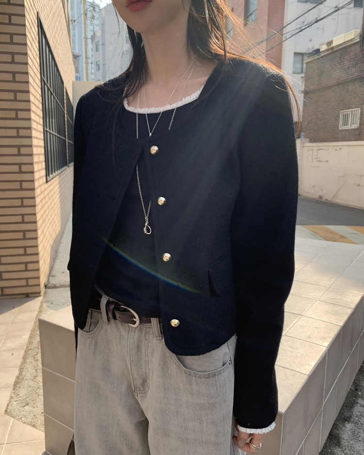 美刷色口袋細節長腿牛仔褲