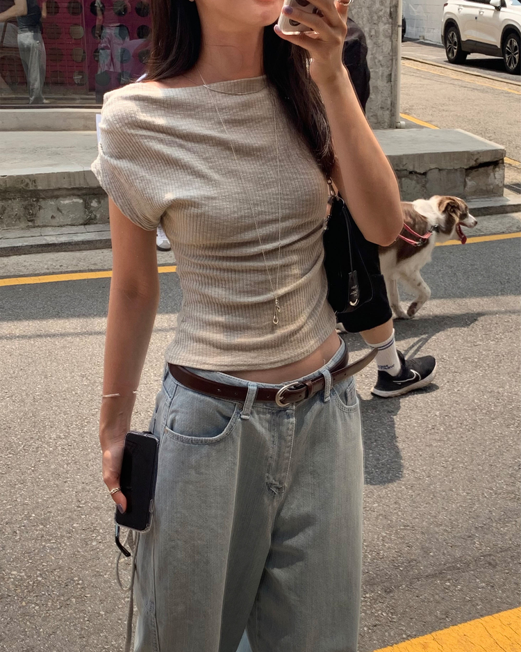 美肩抓皺綁帶細節上衣