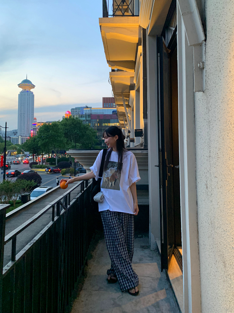 休閒小馬圖案寬鬆上衣