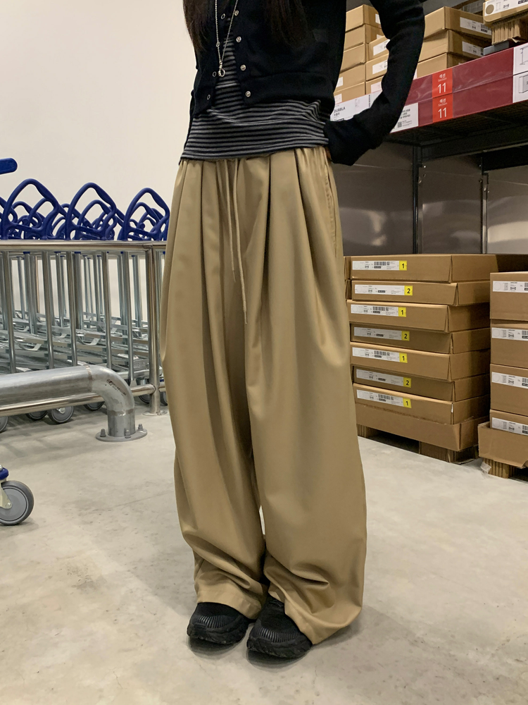 美肩條紋綁帶細節上衣