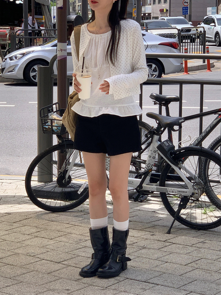 花花暗紋理抓皺細節上衣