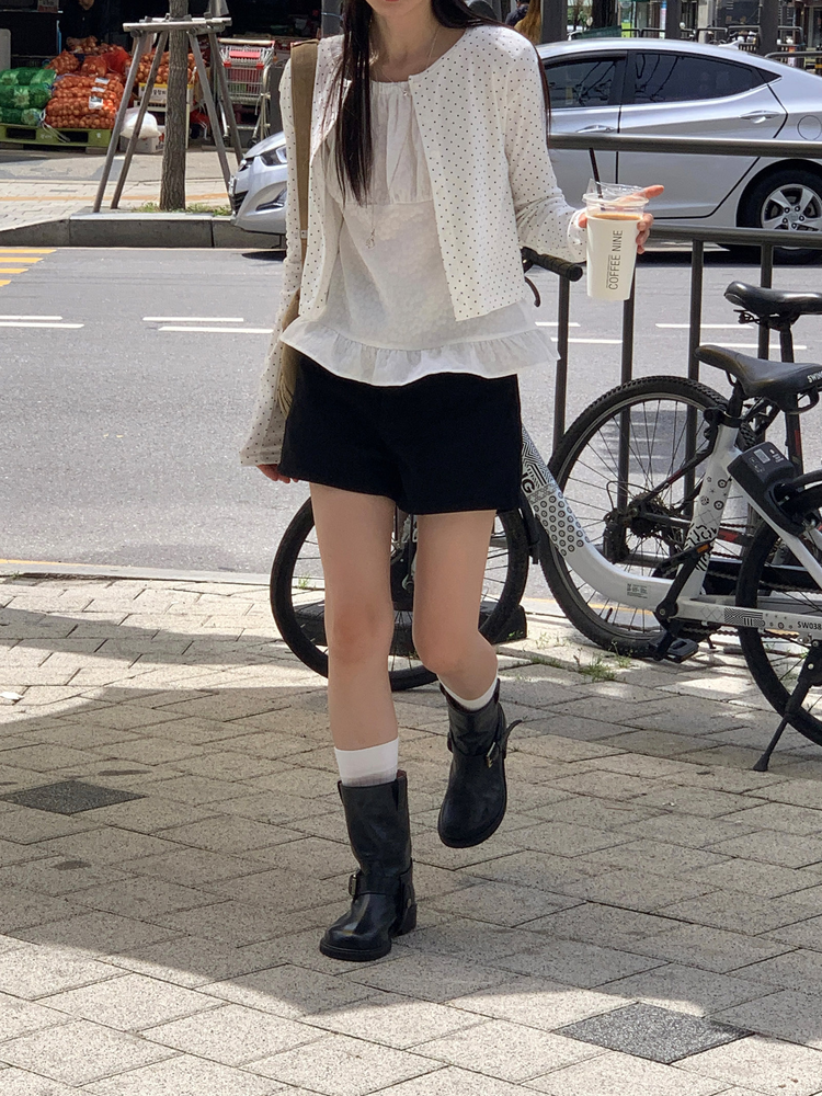 花花暗紋理抓皺細節上衣