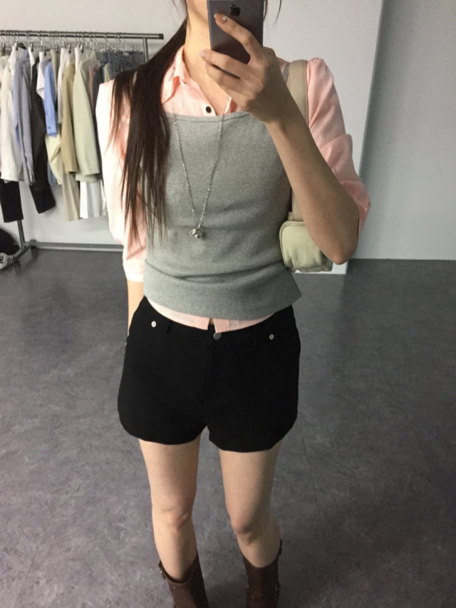 簡約紋理金屬細節低腰短褲