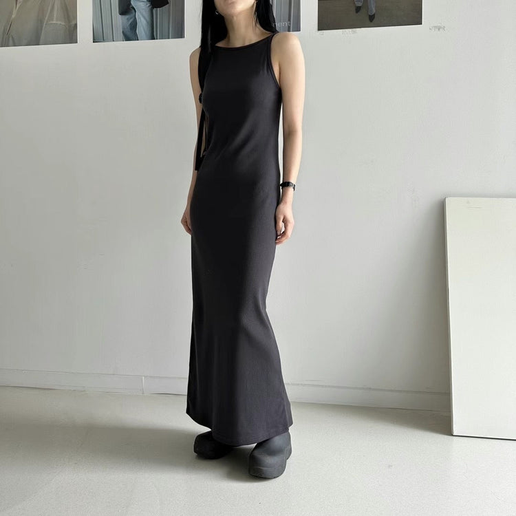 美背修腰顯瘦連身裙