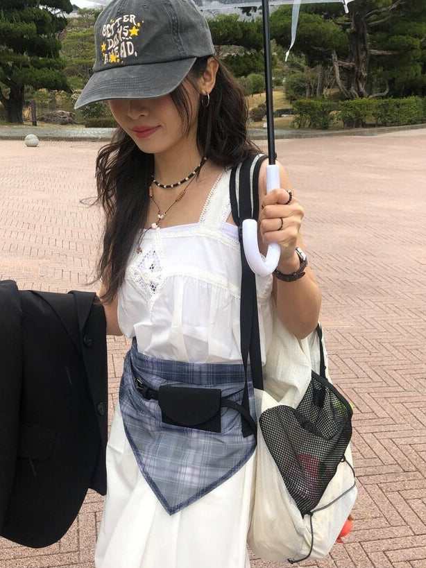 微透格紋三角巾