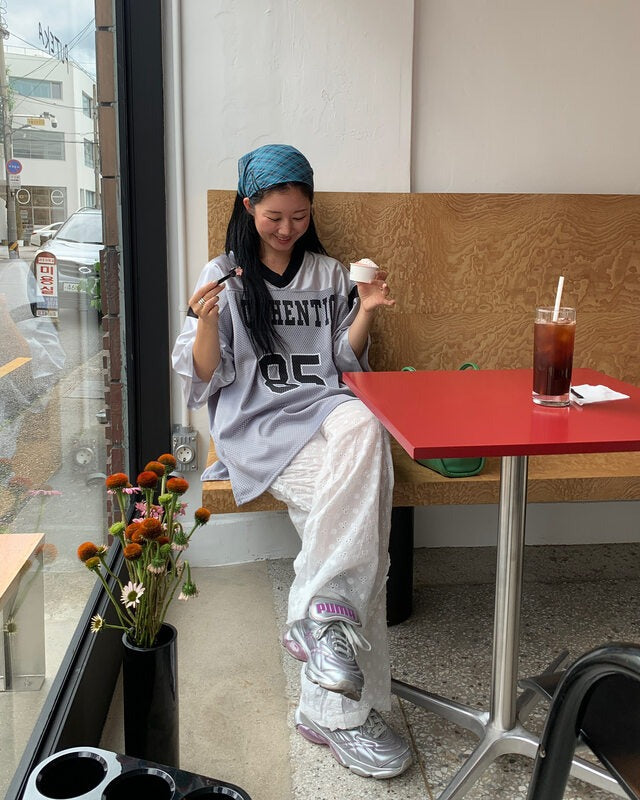 撞色格紋造型方巾