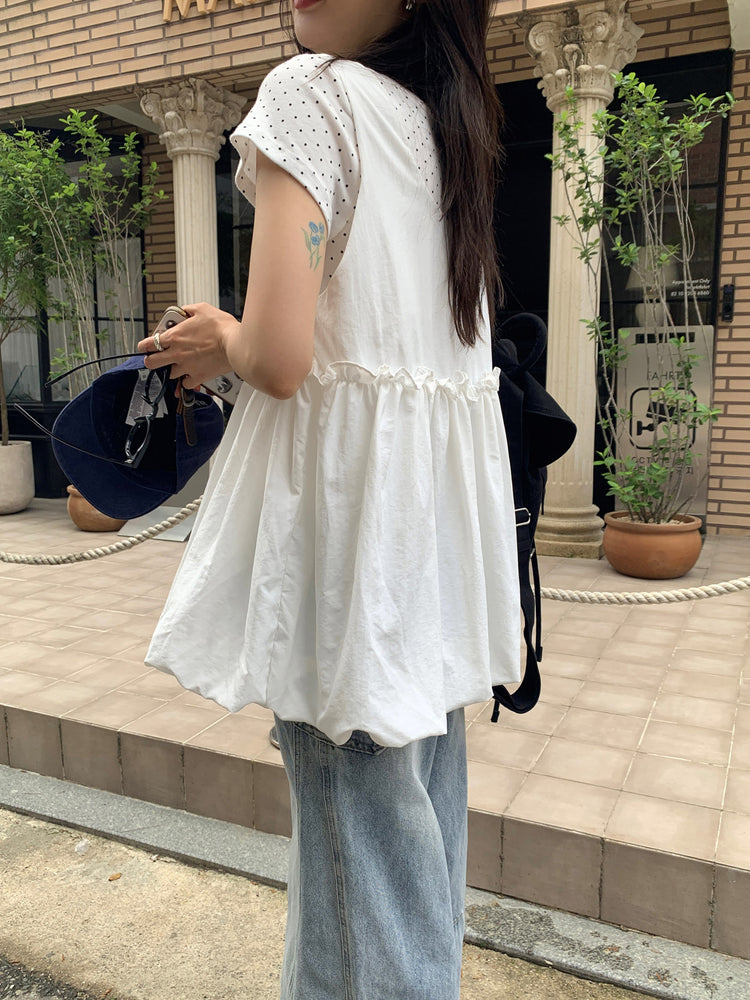側弧壓線口袋細節牛仔褲