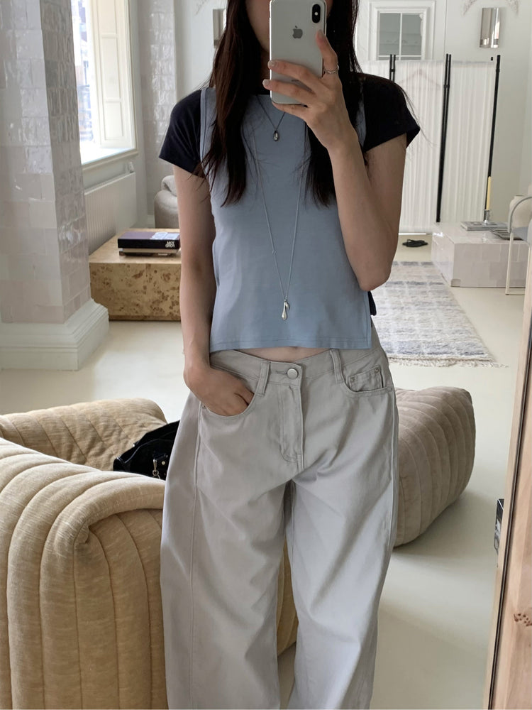 露腰綁帶細節背心