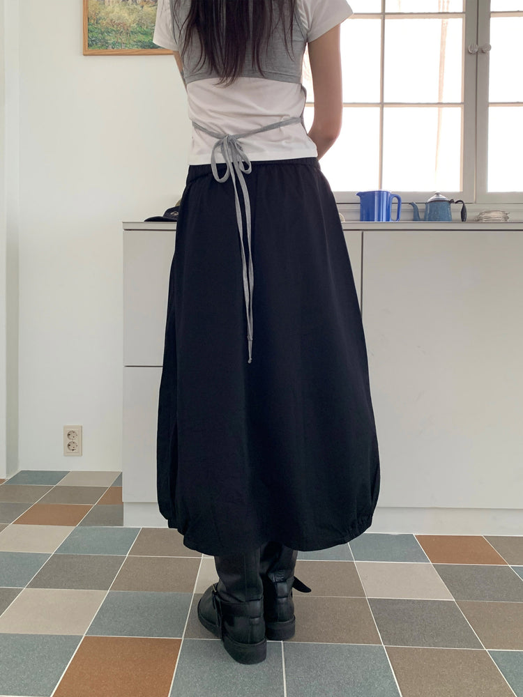 露腰綁帶細節背心