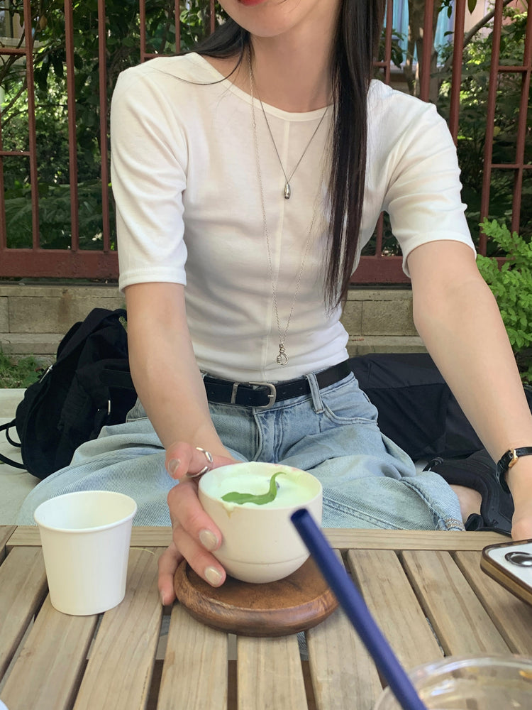 扭結設計前後兩穿上衣