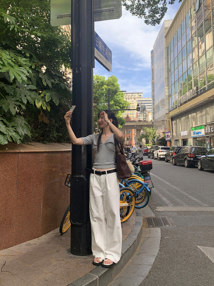扭結設計前後兩穿上衣