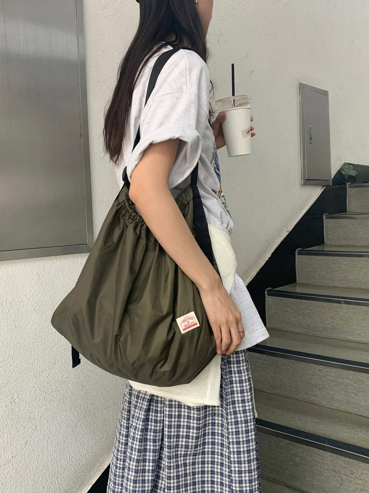 格紋荷葉邊細節傘裙