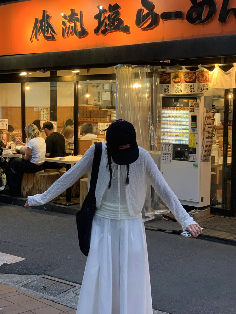 微透蕾絲壓花細節兩件式上衣