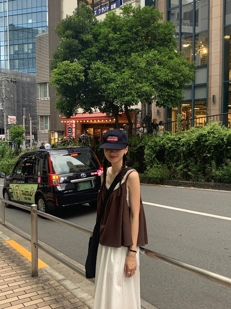 細肩帶壓褶寬鬆上衣