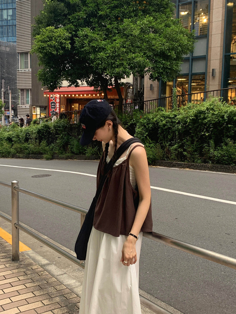 細肩帶壓褶寬鬆上衣