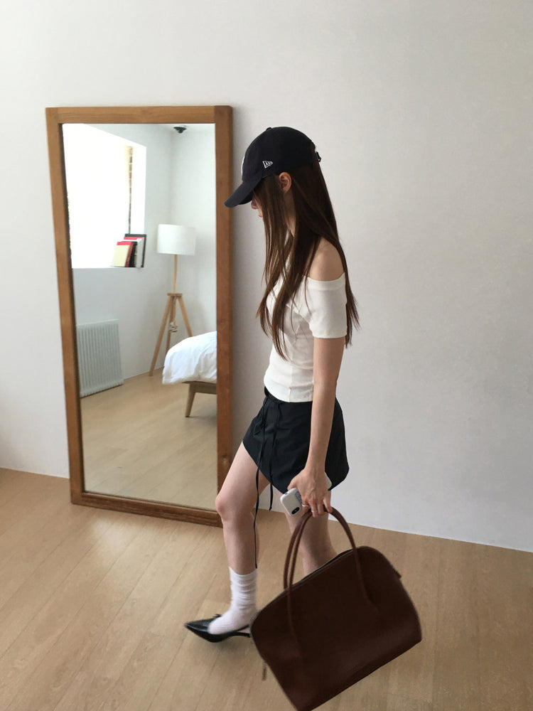 輕薄尼龍綁帶細節裙褲