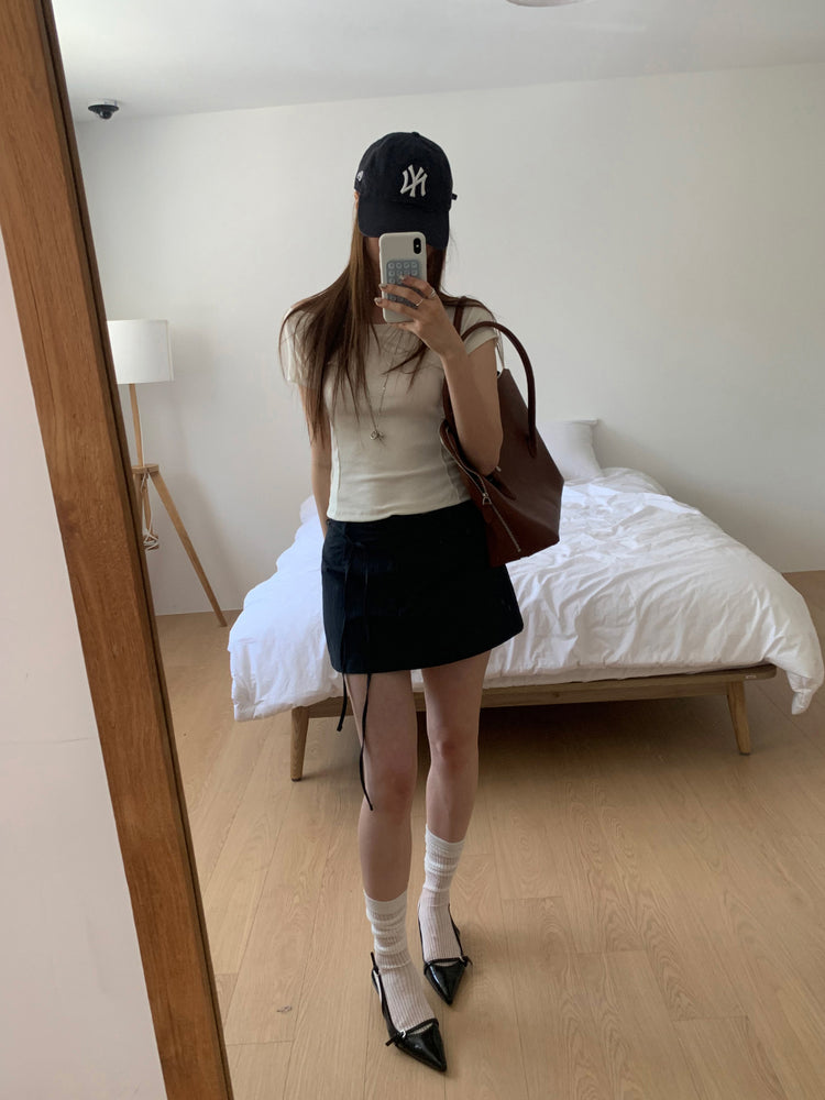 輕薄尼龍綁帶細節裙褲