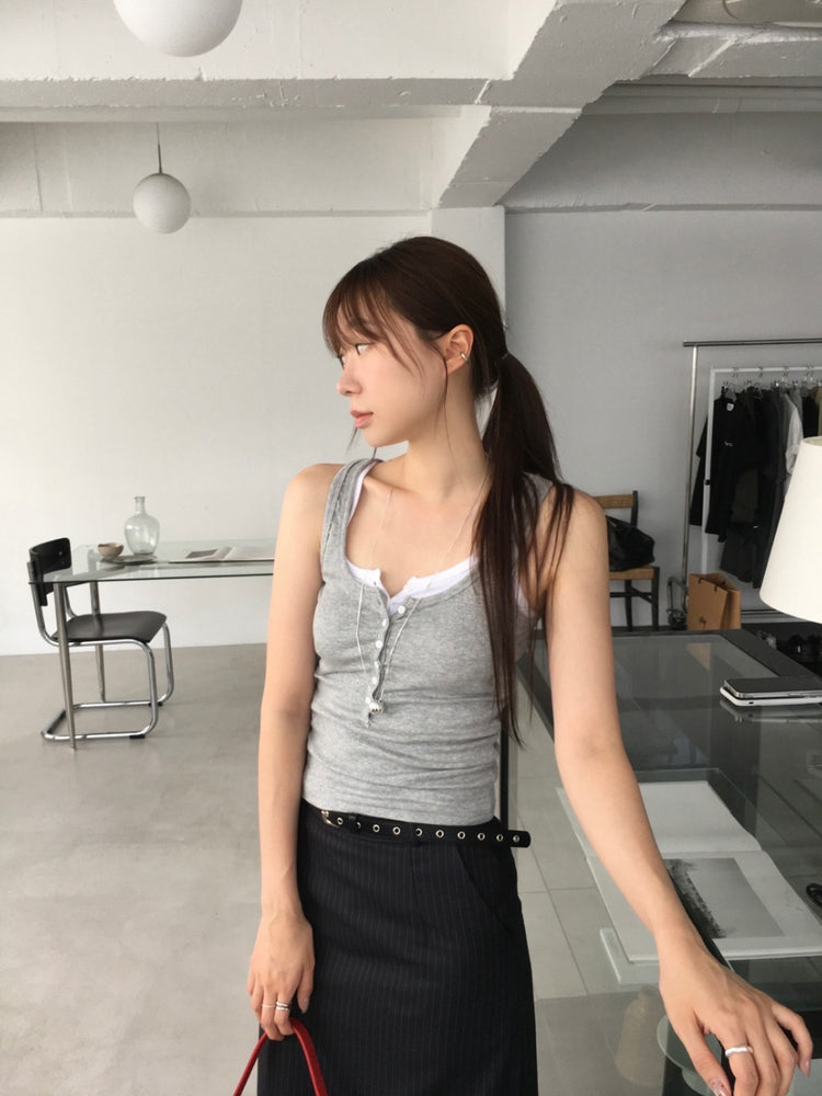 U領排鈕修身背心