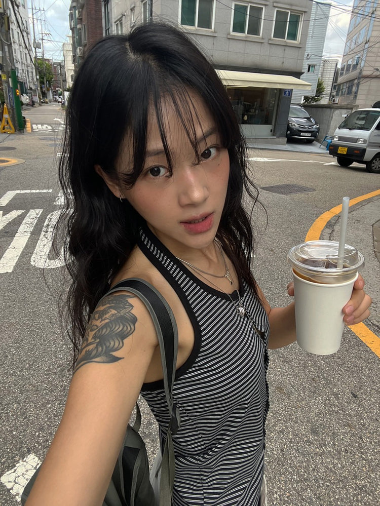 掛脖條紋撞色排鈕上衣