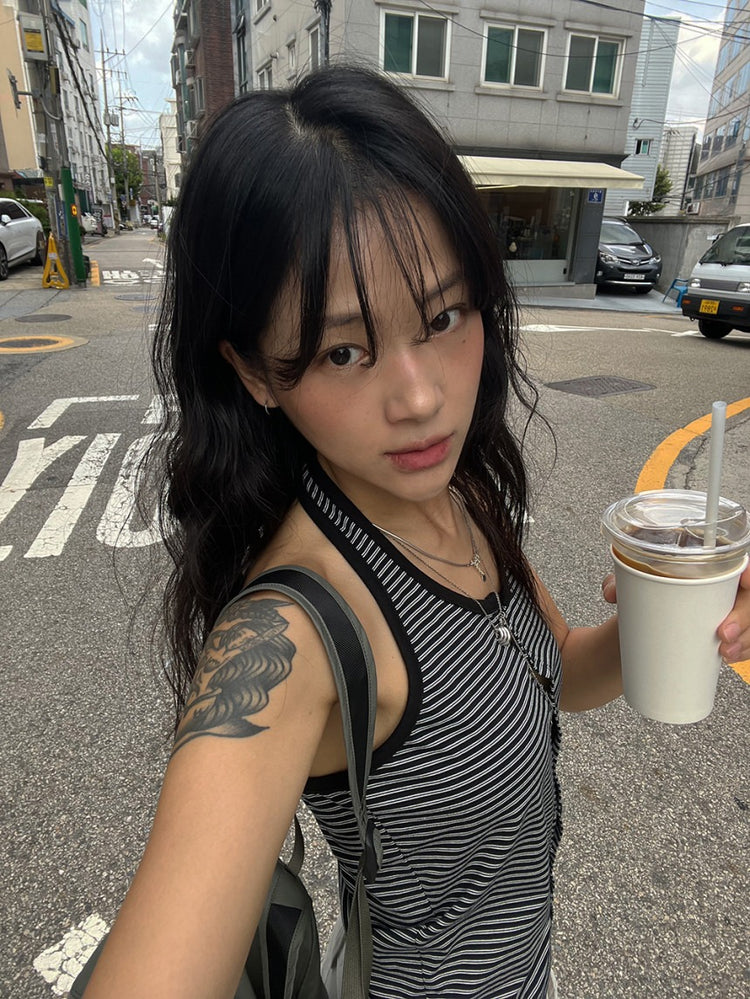 掛脖條紋撞色排鈕上衣