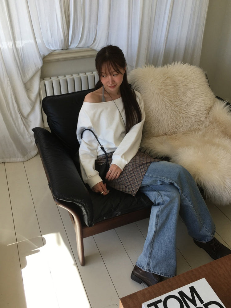 美色不修邊露肩上衣