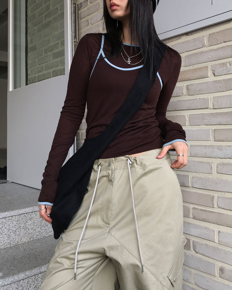 透膚撞色邊細節上衣