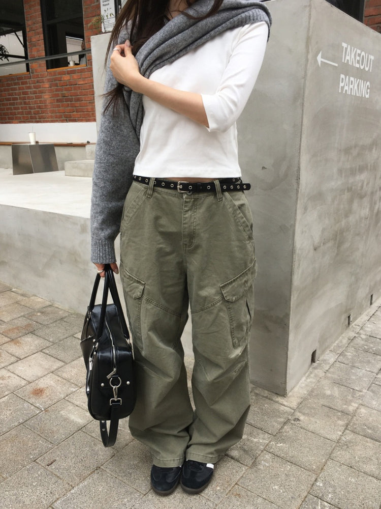 基礎後標籤細節七分袖上衣