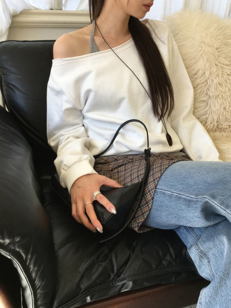 美色不修邊露肩上衣