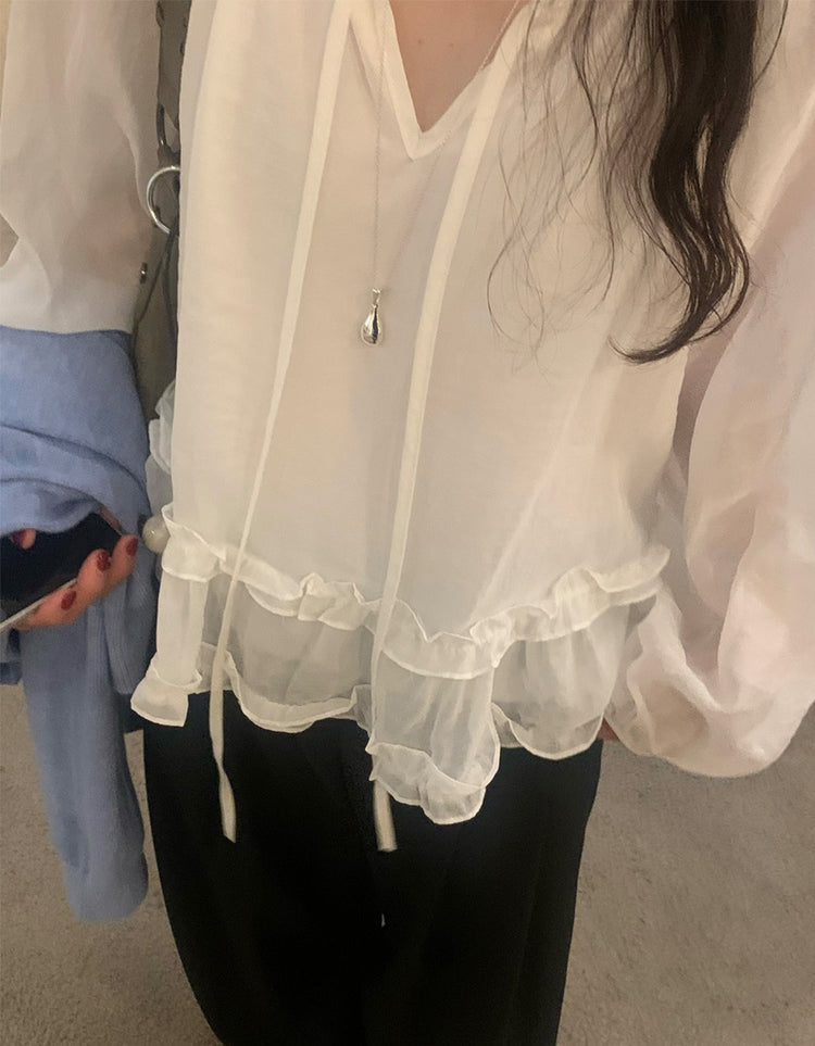 微透垂帶荷葉邊細節上衣