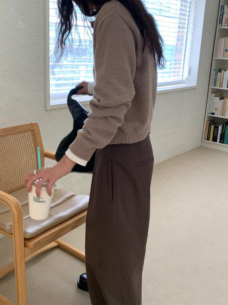 美色可調節鈕扣細節直褲
