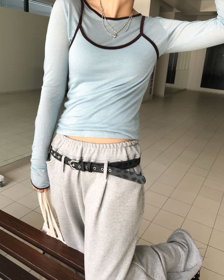 透膚撞色邊細節上衣