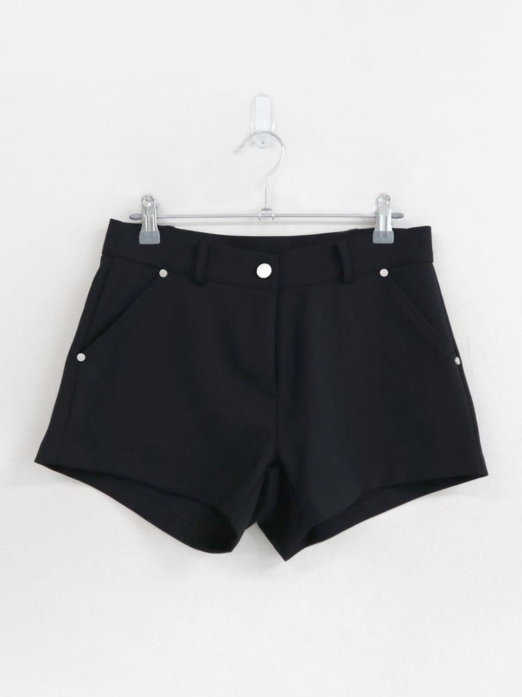 基礎鉚釘細節低腰短褲