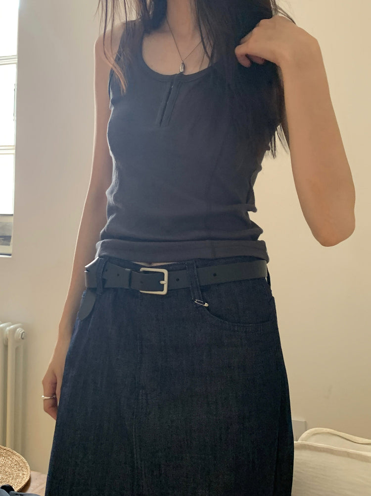 U領鉤扣細節背心