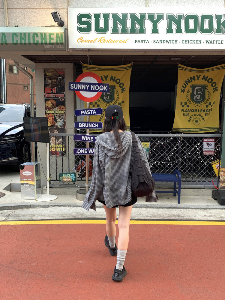 輕薄連帽格紋寬鬆襯衫