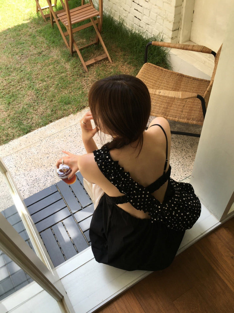 美背線條綁帶細節連身裙