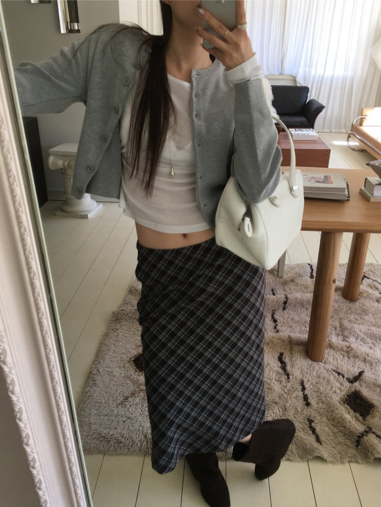 天絲微透膚U領基礎上衣