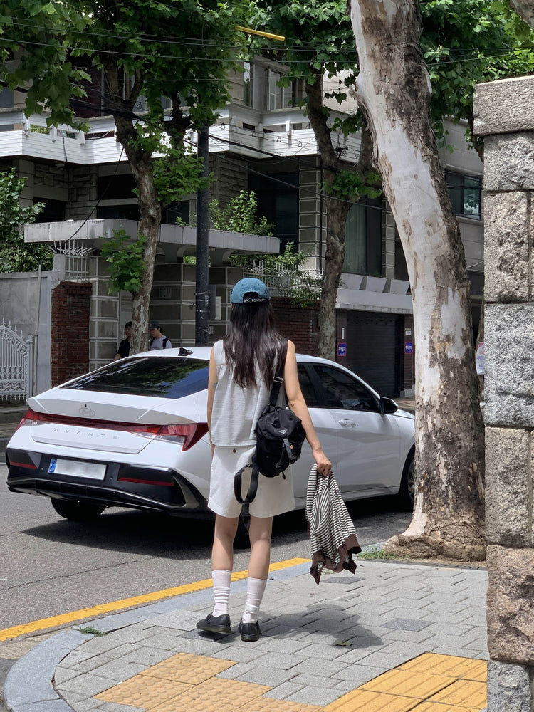 標籤細節寬鬆休閒短褲