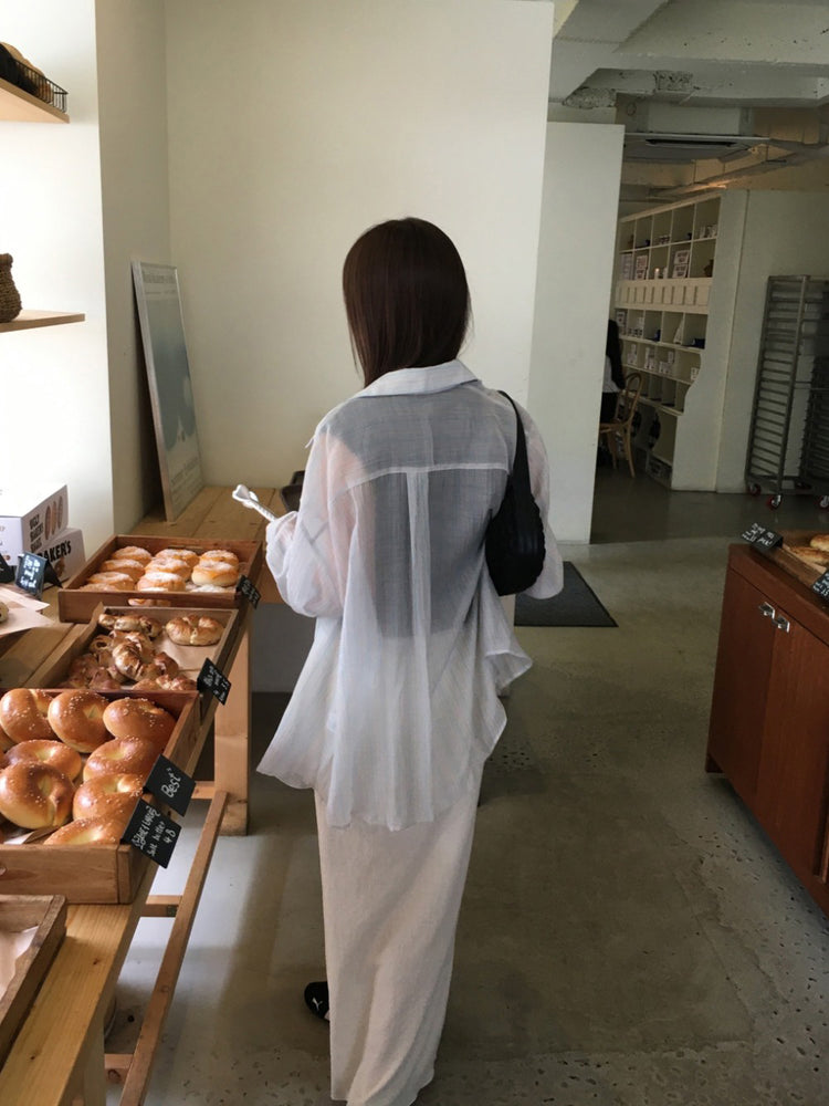 U領胸線排鈕上衣