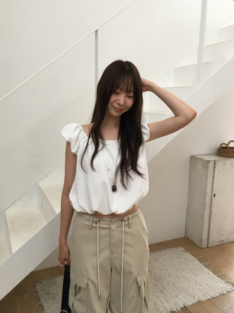 泡泡袖美背系帶上衣