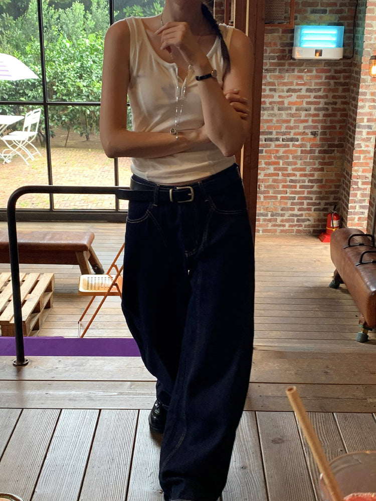 弧壓線細節牛仔褲