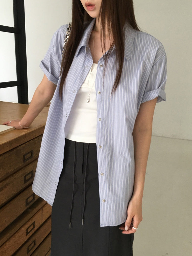 條紋翻領寬鬆襯衫